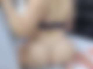 Live cam show with SABRINA-MED - Blonde Hair Curvy on Uber Horny