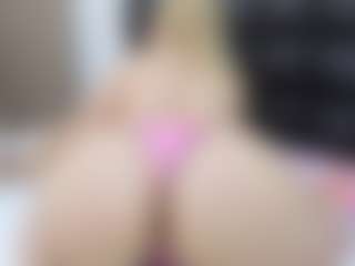 SABRINA-MED MILF webcam performer live streaming