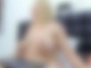 SABRINA-MED MILF webcam performer live streaming