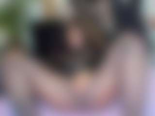 Live cam show with SEXIROSE - Bedroom Mature on xplaylive.com
