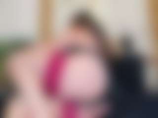 Live cam show with SEXIROSE - Camel Toe on liverealitysex.com