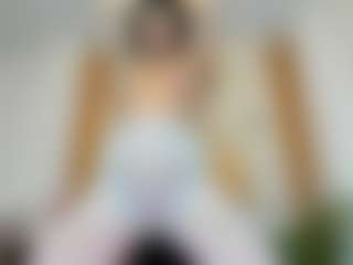 Live cam show with SEXIROSE - Yoga on CamSodaAdn