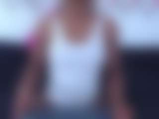 Live cam show with tiifanny-goomez - Facial on MyBangCams