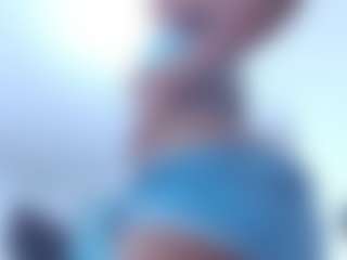 Live cam show with tiifanny-goomez - Average on Cam Slut