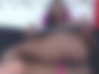 Live cam show with tiifanny-goomez - Facial on Camsoda
