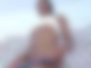 Live cam show with tiifanny-goomez - Facial on TeamSkeetLive
