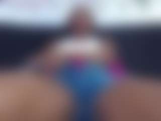 Live cam show with tiifanny-goomez - Thong on Camsoda