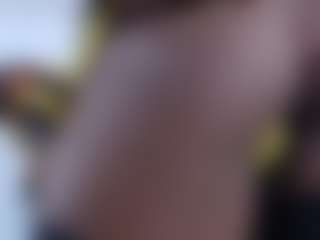 tiifanny-goomez's Live Sex Cam Show