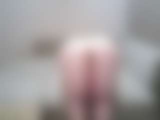 betty1's Live Sex Cam Show