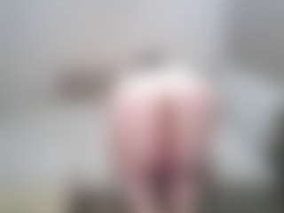 betty1's Live Sex Cam Show