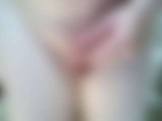 betty1's Live Sex Cam Show