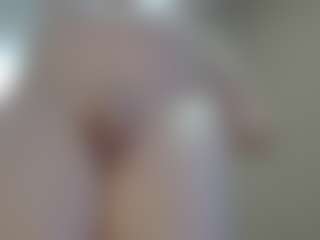 betty1's Live Sex Cam Show