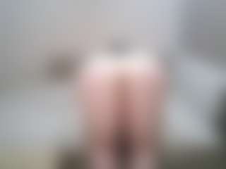 betty1's Live Sex Cam Show