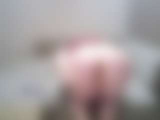 betty1's Live Sex Cam Show