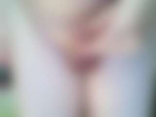 betty1's Live Sex Cam Show