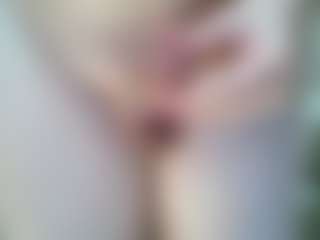 betty1's Live Sex Cam Show