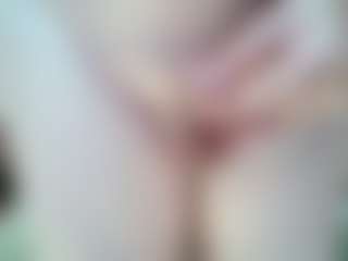 Live cam show with betty1 - Small Tits on madthumbs
