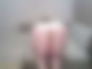 betty1's Live Sex Cam Show