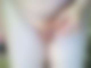 betty1's Live Sex Cam Show
