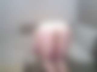 betty1's Live Sex Cam Show