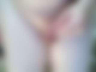 betty1's Live Sex Cam Show