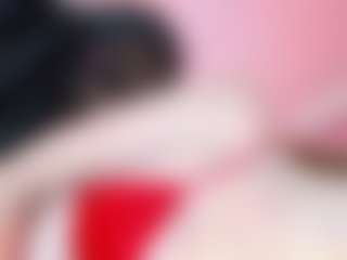 Live cam show with LiillyRousse - Average on Uber Horny