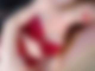 LiillyRousse's Live Sex Cam Show