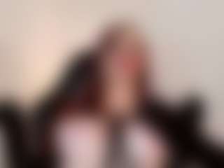 Live cam show with LiillyRousse - Blonde Hair on https://playwithruby.com