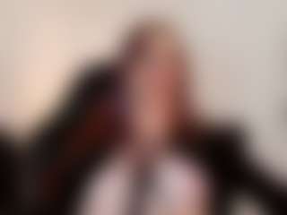 LiillyRousse's Live Sex Cam Show