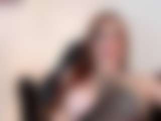 LiillyRousse's Live Sex Cam Show
