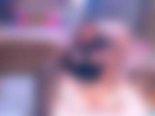 Live cam show with Ariellefoxy - Dildo Or Vibrator on sexylive.show