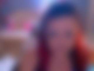 Live cam show with Ariellefoxy - Anal MILF on xDating