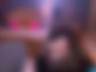 Live cam show with Ariellefoxy - Lovense Middle Aged on Camsoda