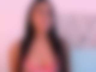 Live cam show with Helen Monroy - Small Ass on StripNow