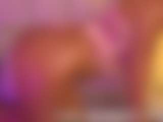 Live cam show with alison-collins - Solo on googirlz