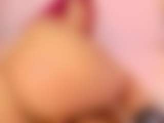 Live cam show with alison-collins - Squirt Latina on googirlz | colombia