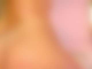 Live cam show with alison-collins - Bedroom Curvy on chickslive.net