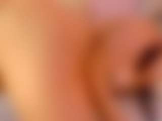 Live cam show with alison-collins - Tease on Free Soda