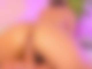 Live cam show with alison-collins - Bedroom Blonde Hair on Camsoda
