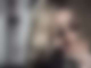 Live cam show with alison-collins - Double Penetration on Camming Site