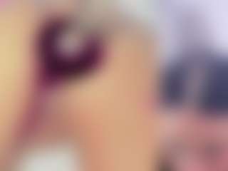 Live cam show with Daki-Ume - Average on CamClone