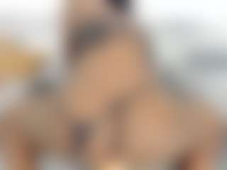 Live cam show with Ebony-jeane - Brown Eyes Black on Streamer API