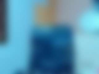 Live cam show with Mishel21 - Nipple Piercings on Hubzter Live