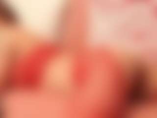 Live cam show with CassieHilton - Middle Aged on realtime-chat