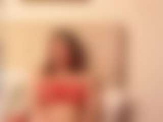Live cam show with CassieHilton - Thin on SinfulBabes