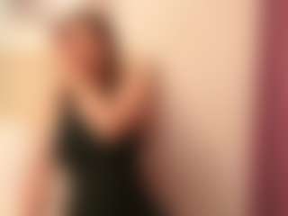 Live cam show with CassieHilton - Thin on Hubzter Live