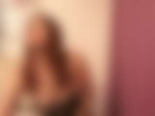 Live cam show with CassieHilton - Red Hair on Camsoda