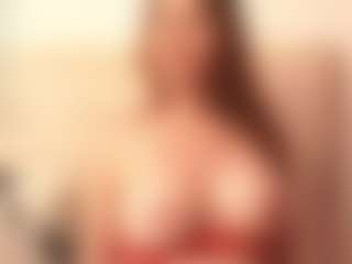 Live cam show with CassieHilton - Athletic Middle Aged on intimatelivegirls.com