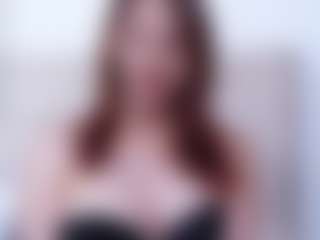 Live cam show with CassieHilton - Red Hair on milfzrlive.com