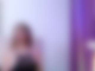 Live cam show with CassieHilton - Athletic Middle Aged on Camsoda